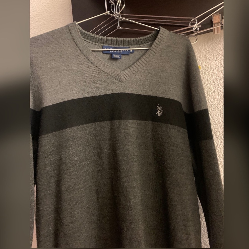 U.S. Polo Assn. Mens Soft V-neck Sweater